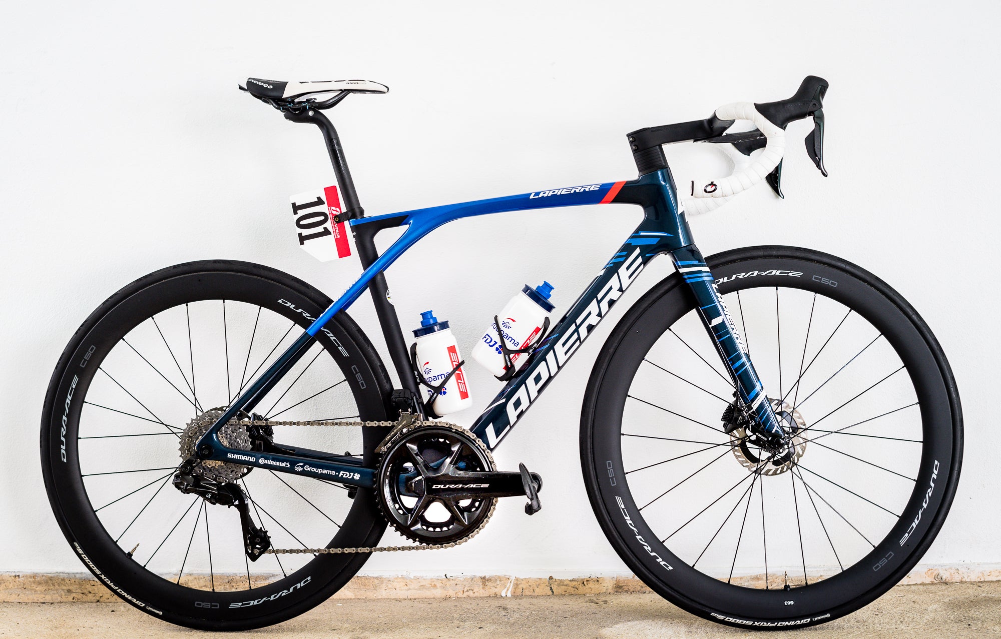 Giro d'Italia pro bike: Thibaut Pinot's personalised Lapierre Xelius S –  Rouleur