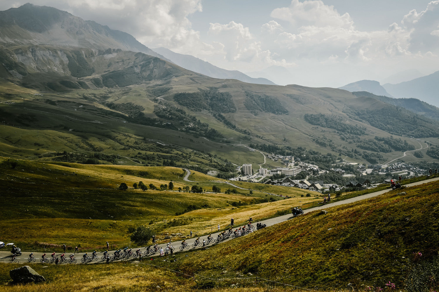 No time to take a breath, not much air to breathe: 2020 Tour de France, Stage 17