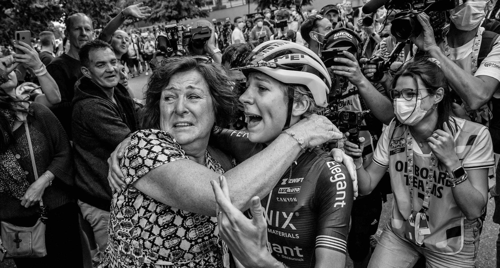 'The best day of my life' - Inside Yara Kastelijn's big day out at the Tour de France Femmes