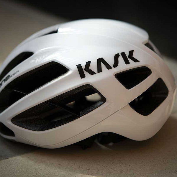 Kask Protone Icon helmet review – unboxing, fitting, sunglass showdown,  weigh-in and first comments 