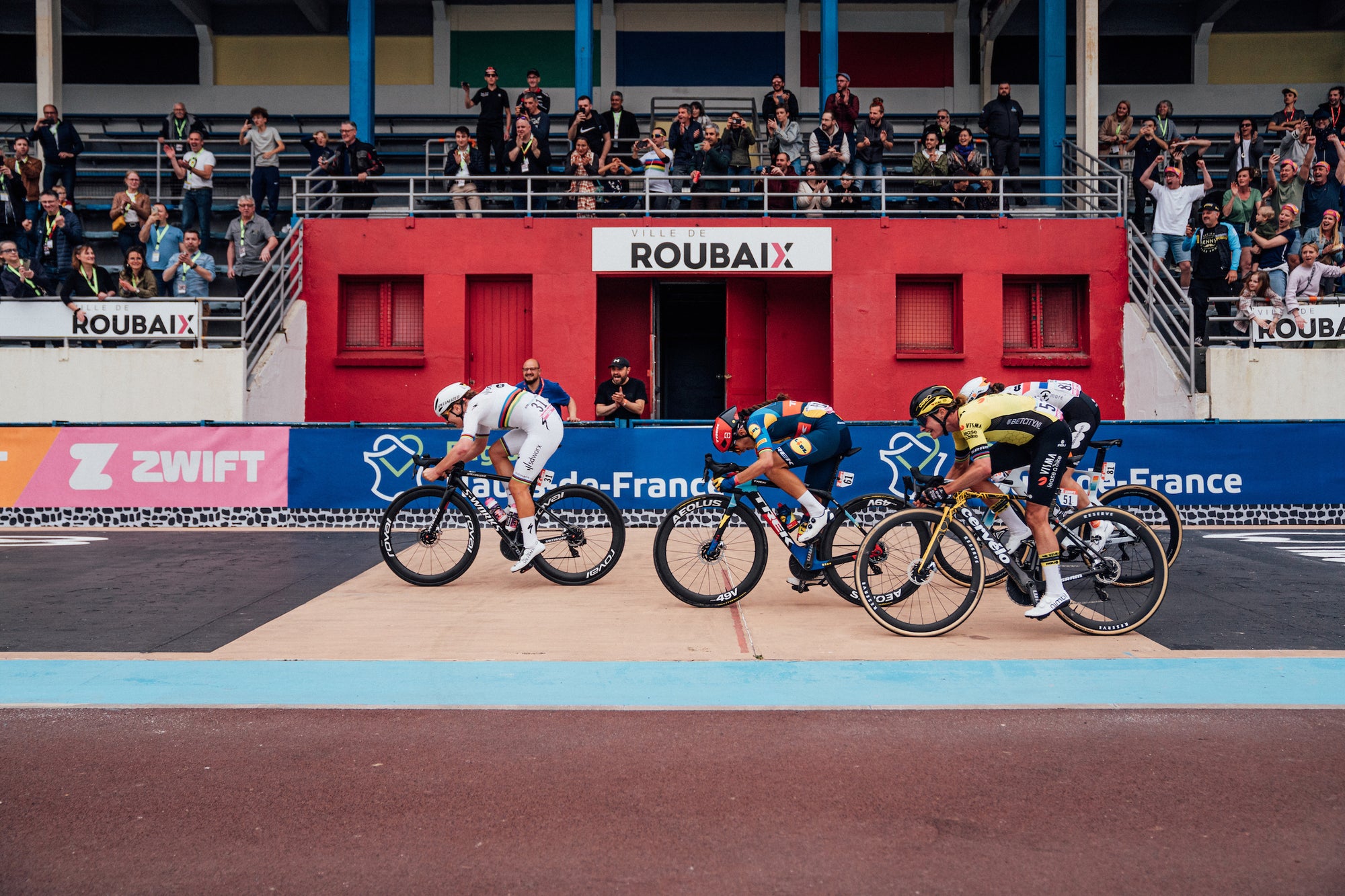 Through the keyhole: Transfixed by the magic of Roubaix for the first time