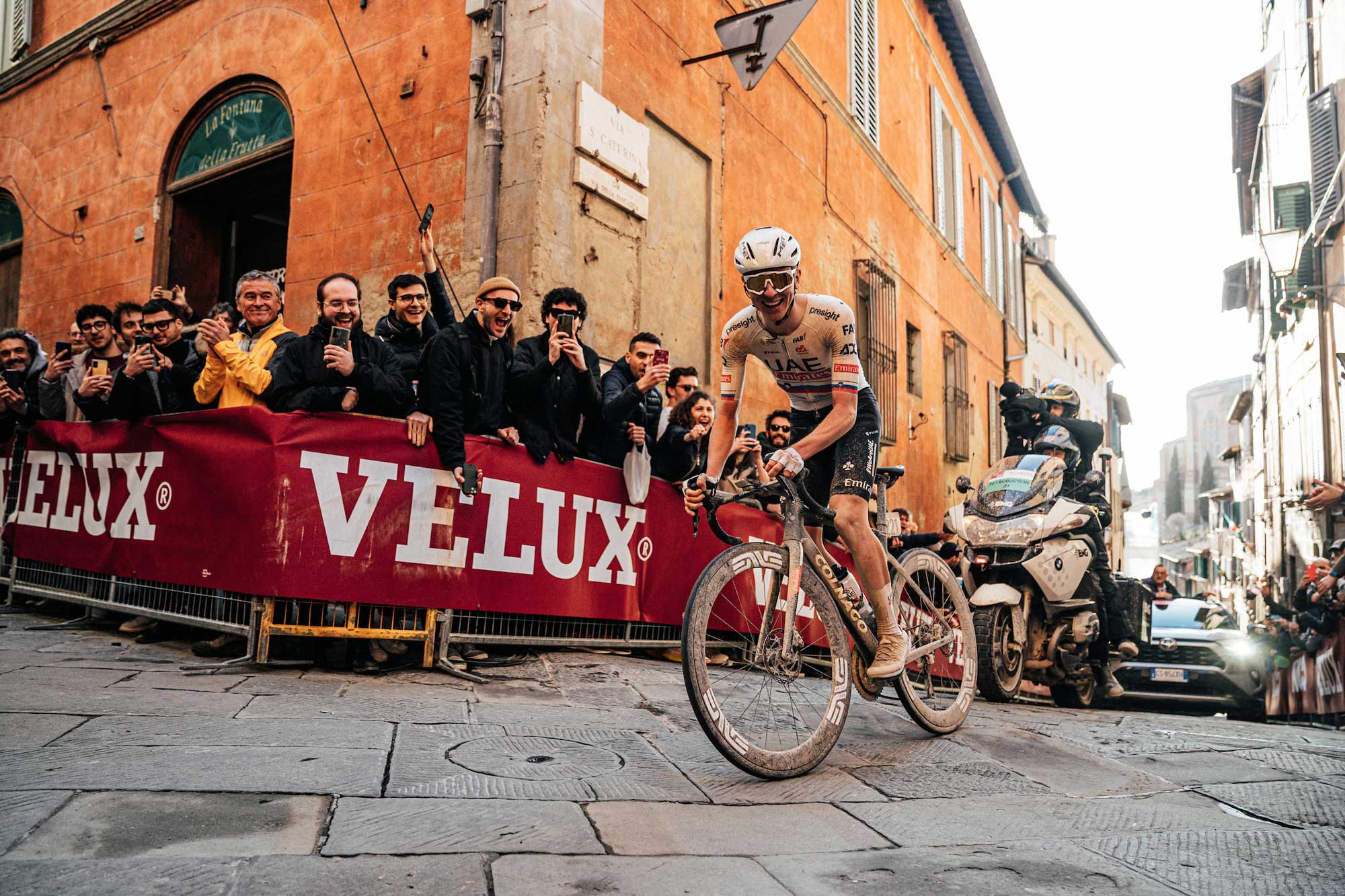 Tadej Pogačar’s 80-kilometre Strade Bianche solo - Boring racing or an enjoyable spectacle?