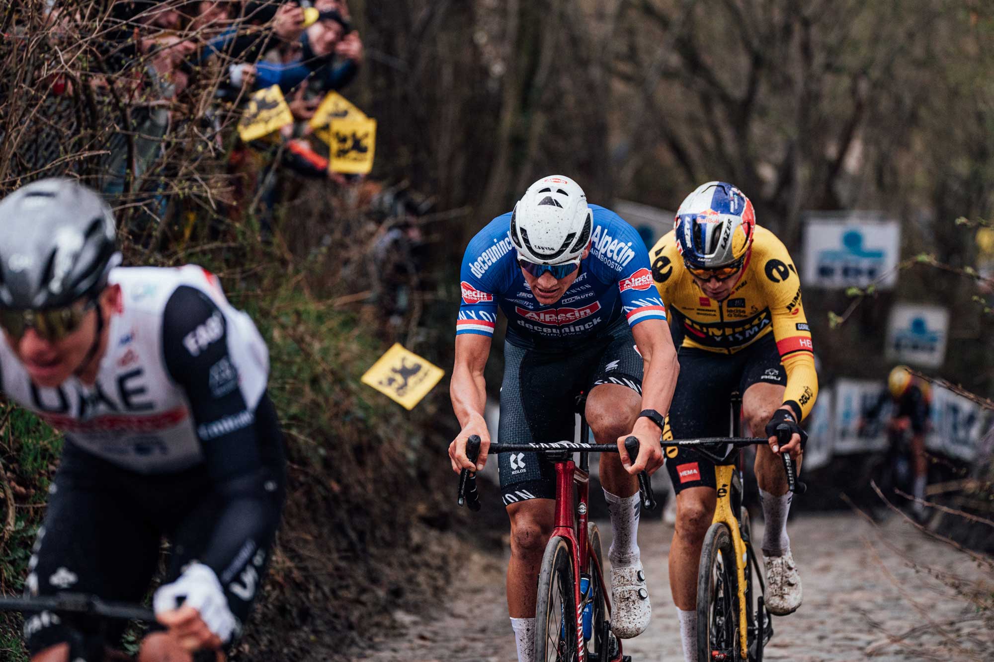 The first clash of titans – It’s Van der Poel versus Van Aert at E3 Saxo Classic